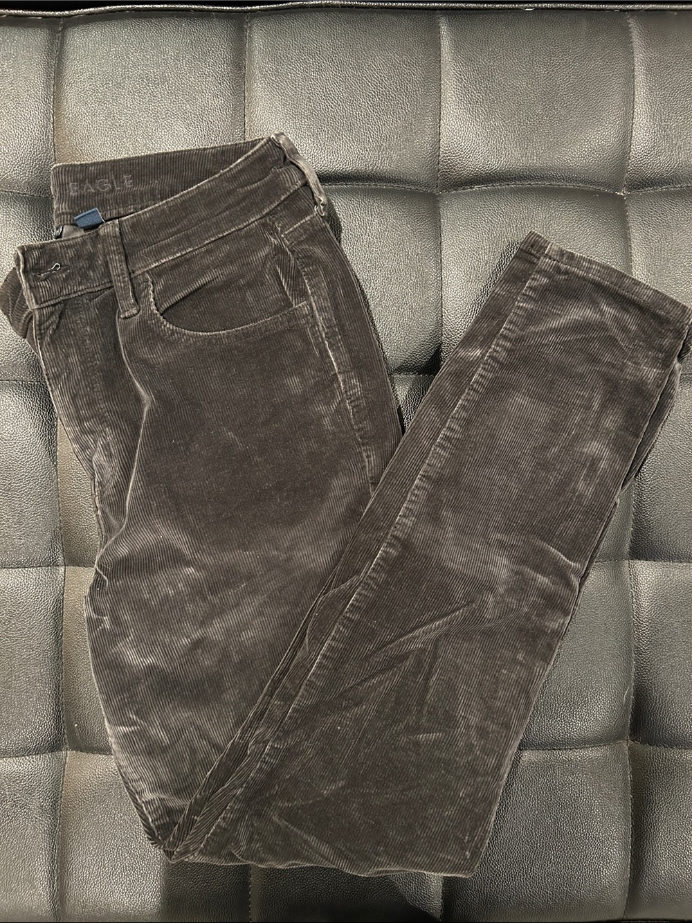 American Eagle Outfitters Women’s Corduroy Pants - Picture 3 of 4